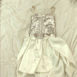 A fabulous dress for wedding/dance/party/casual